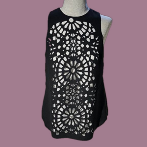 Vince Camuto Black White Laser Cut Zipper Back Tank Top XS Mint Condition